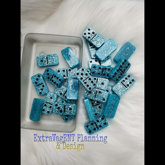 Custom DOMINOS - Picture 3 of 3